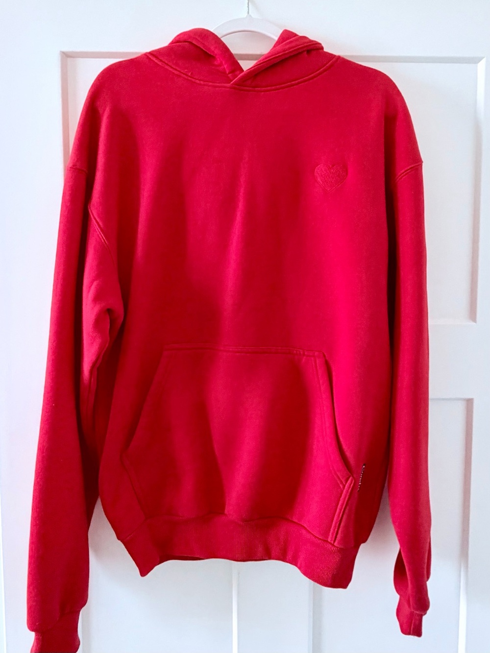 Comfrt Love Special-Edition Oversized Hoodie Red Crimson Size Small Never Worn - Picture 3 of 6